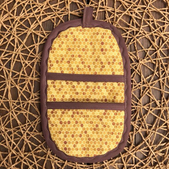 Oven Mitt, Square Potholder, Finger Hot Pad Honeycomb, Baking Gift Set of 3 - Picture 6 of 6